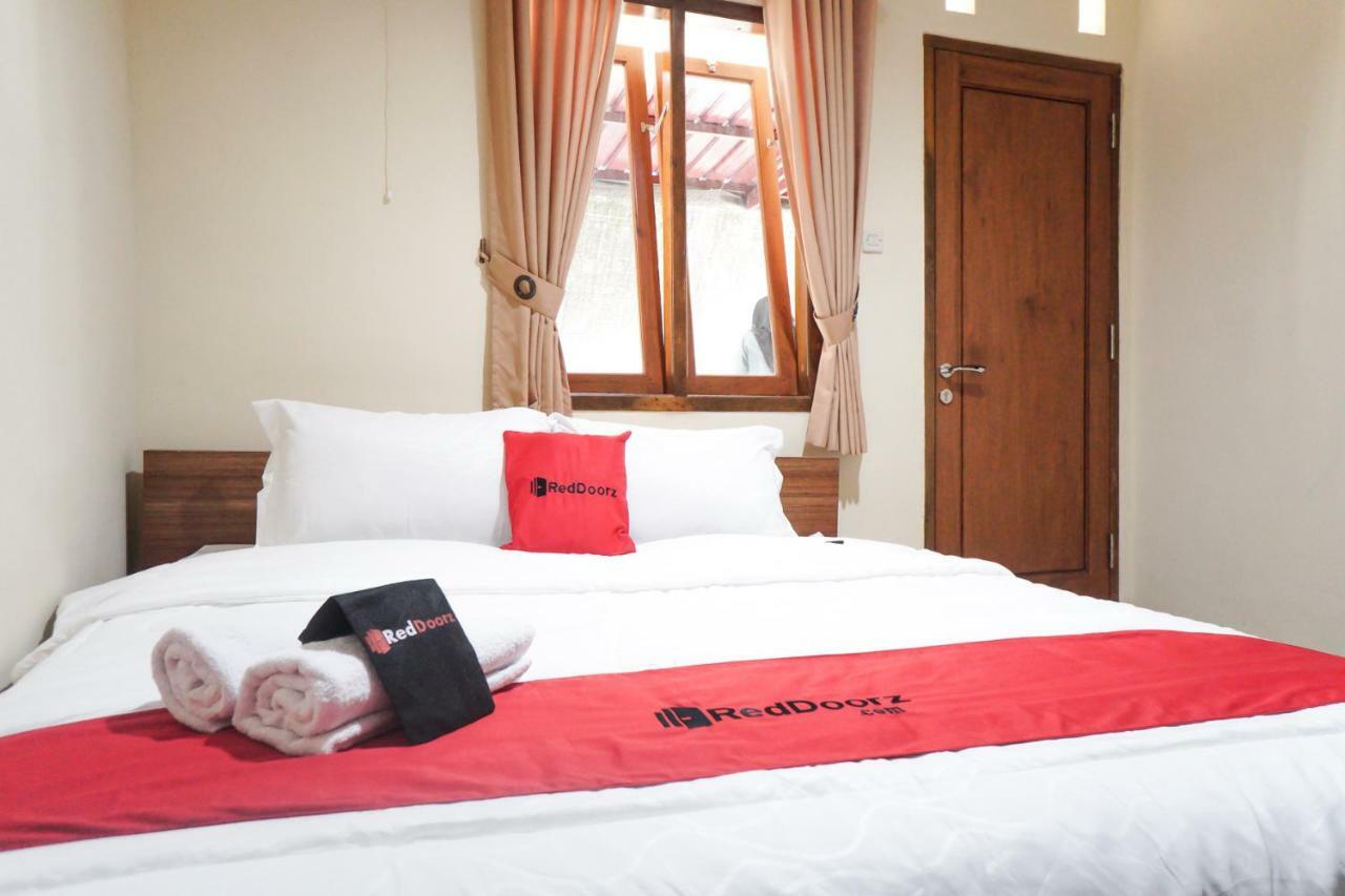 Reddoorz Syariah Near Exit Tol Malang Hotel Kültér fotó