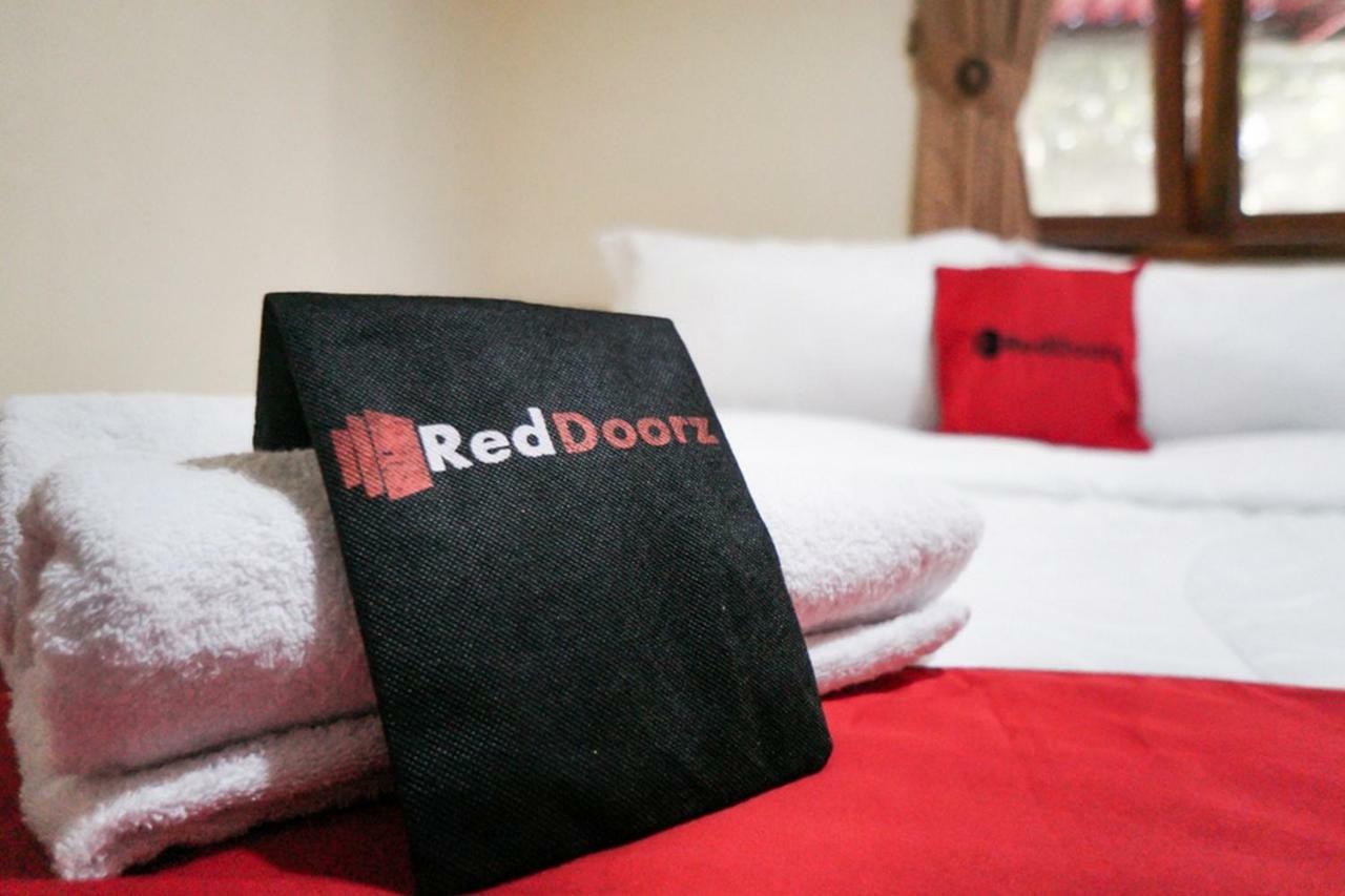 Reddoorz Syariah Near Exit Tol Malang Hotel Kültér fotó